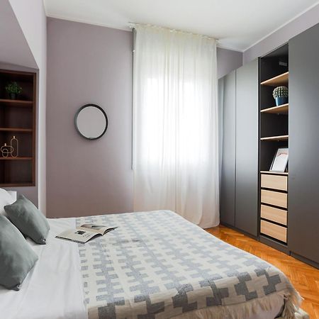 The Best Rent - Spacious One-Bedroom Apartment In Moscova District Milánó Kültér fotó