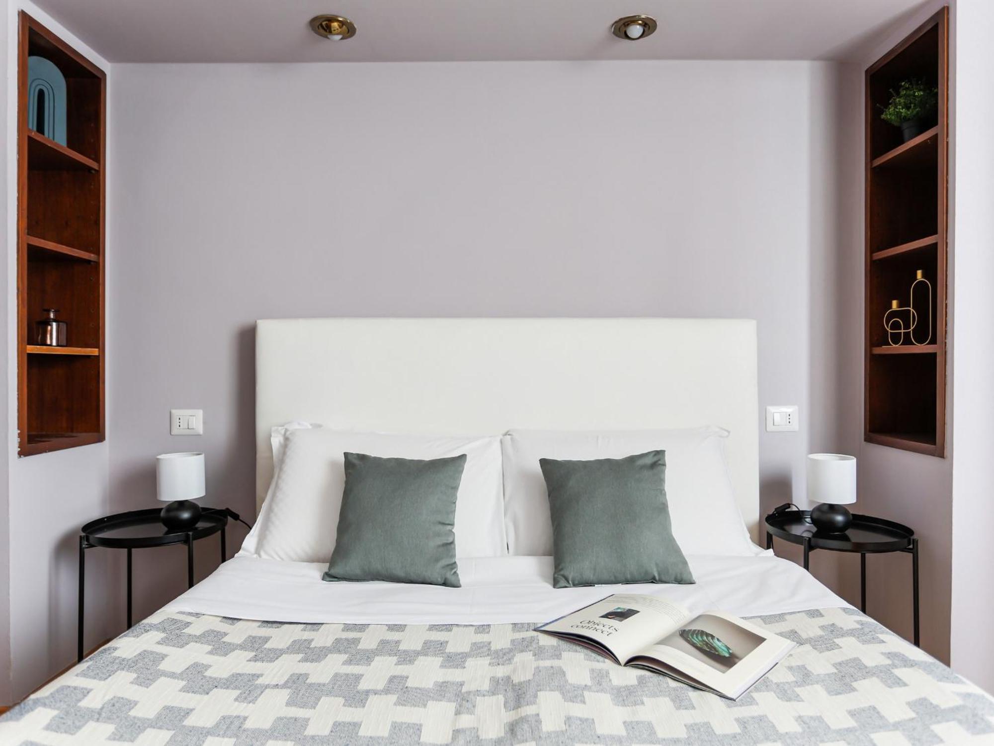 The Best Rent - Spacious One-Bedroom Apartment In Moscova District Milánó Kültér fotó