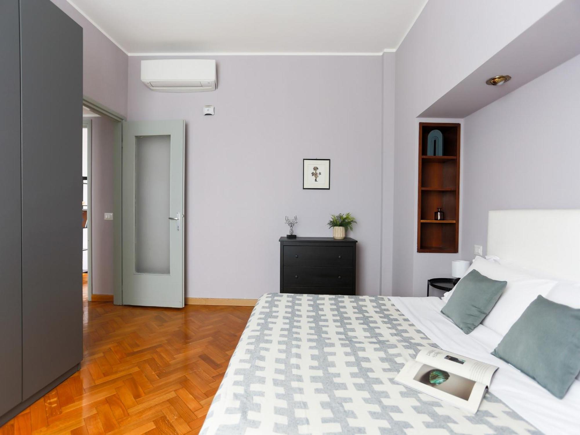 The Best Rent - Spacious One-Bedroom Apartment In Moscova District Milánó Kültér fotó