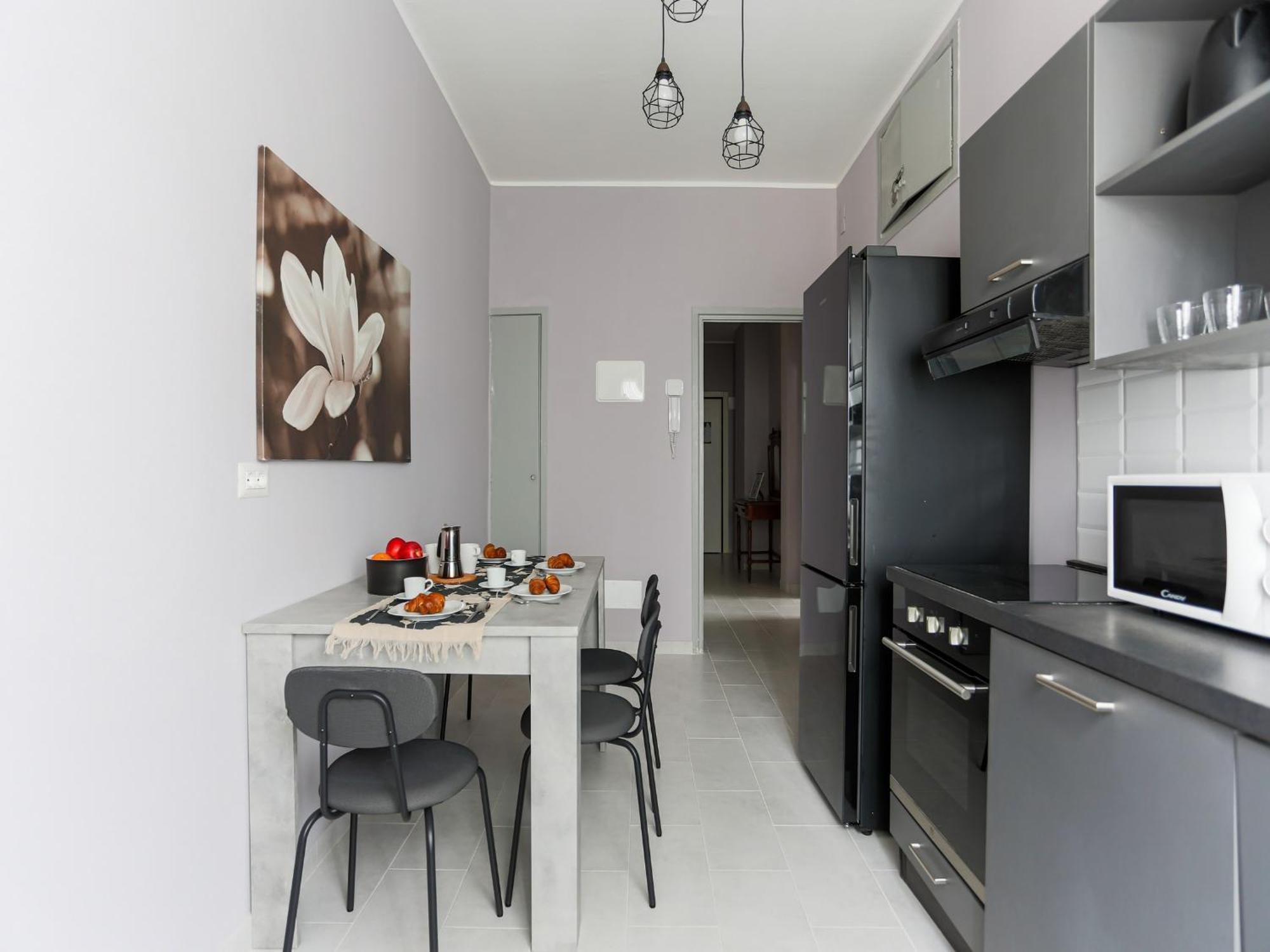 The Best Rent - Spacious One-Bedroom Apartment In Moscova District Milánó Kültér fotó